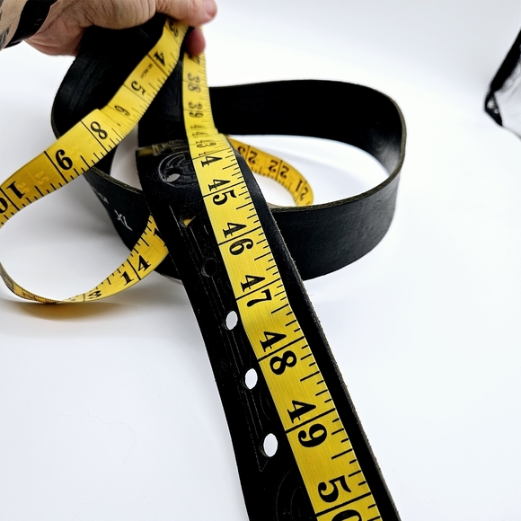 Tooled leather double pronged buckle belt - Picture 6 of 6